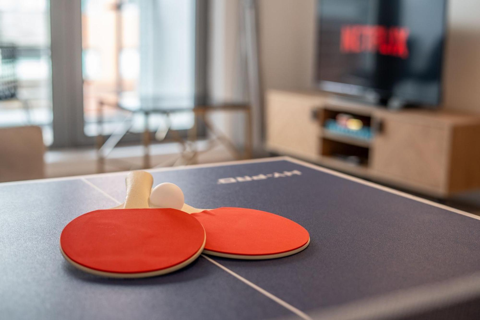 Central Suite Near Mailbox, King Bed, Ping Pong, Netflix, Sleeps 4 Бірмінгем Екстер'єр фото