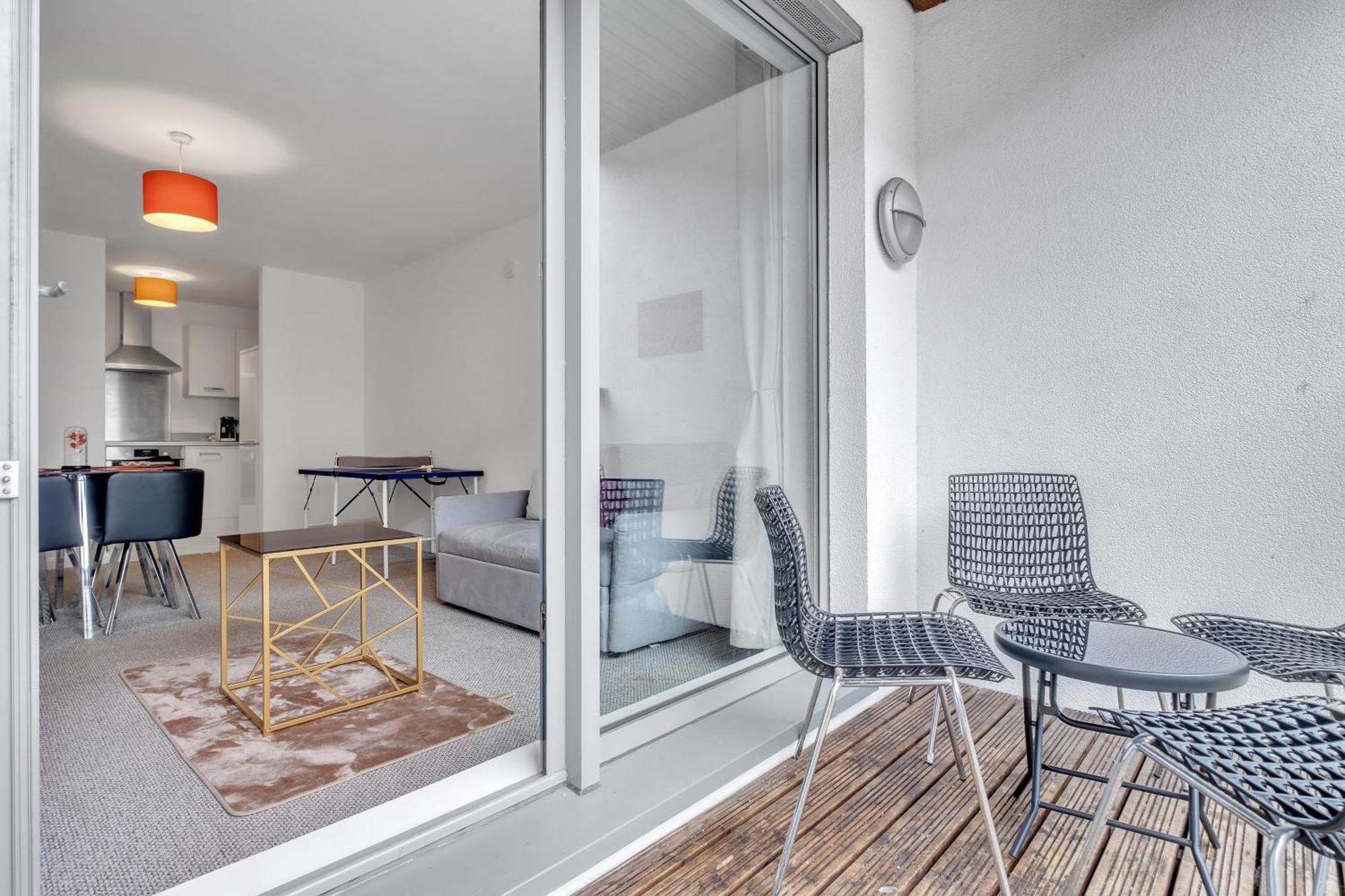 Central Suite Near Mailbox, King Bed, Ping Pong, Netflix, Sleeps 4 Бірмінгем Екстер'єр фото